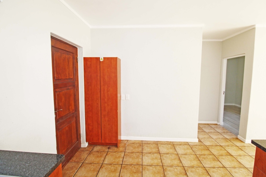 To Let 1 Bedroom Property for Rent in Darrenwood Gauteng