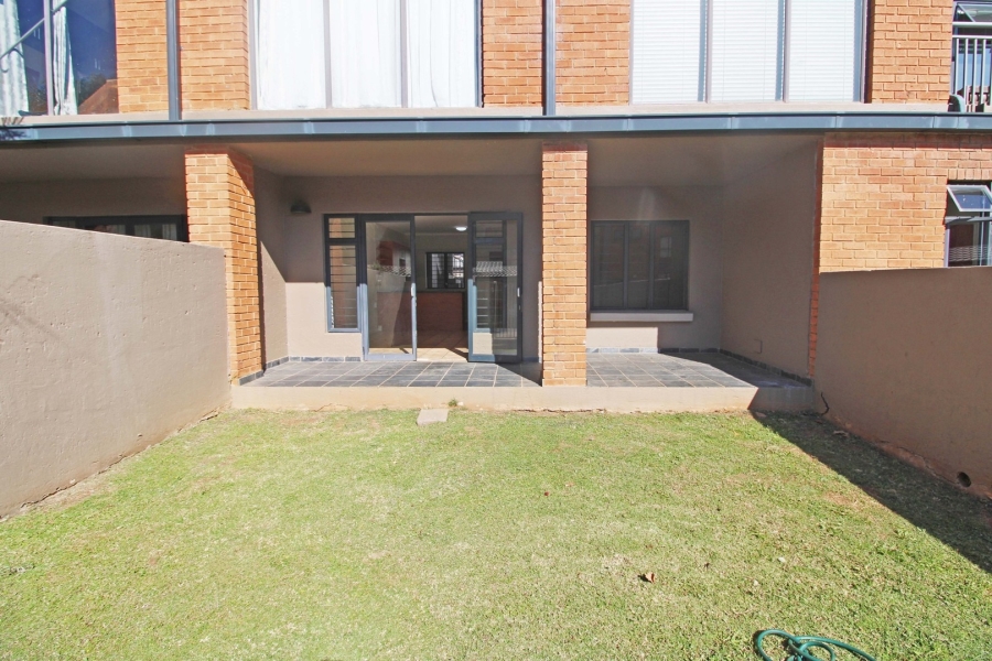 To Let 1 Bedroom Property for Rent in Darrenwood Gauteng