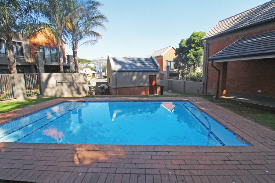 To Let 1 Bedroom Property for Rent in Darrenwood Gauteng