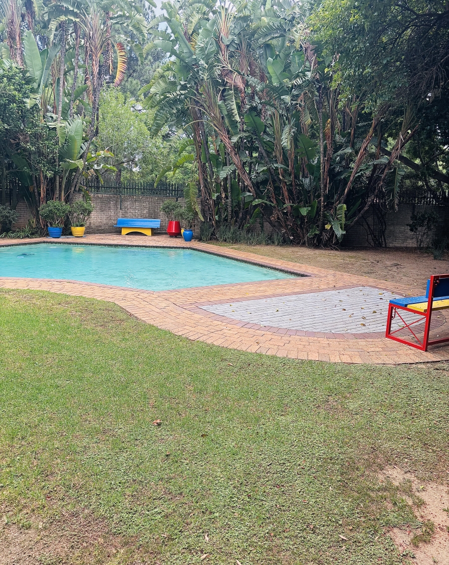 1 Bedroom Property for Sale in Fairways Gauteng