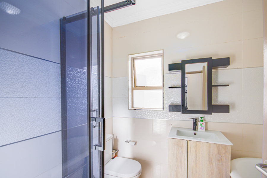 To Let 2 Bedroom Property for Rent in Sunninghill Gauteng