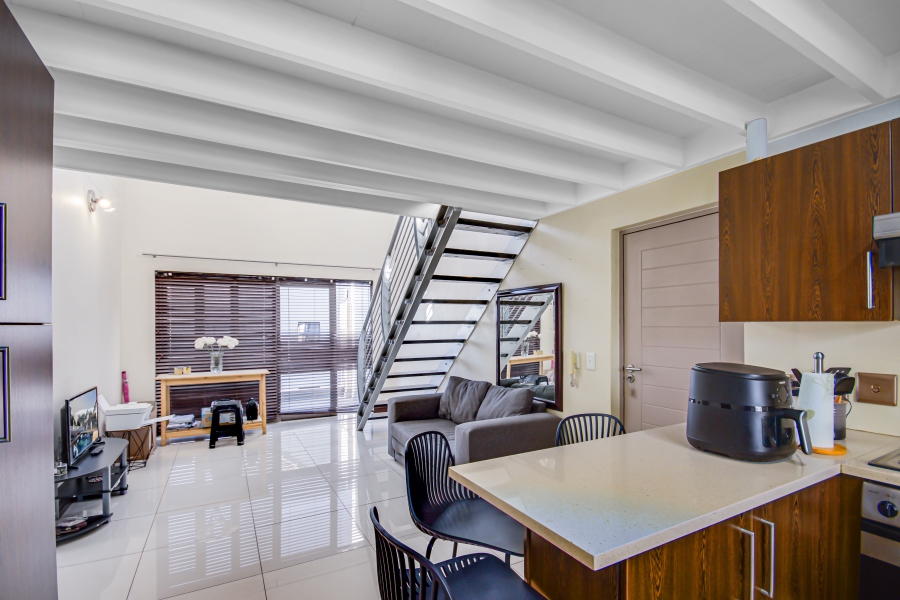 2 Bedroom Property for Sale in Sunninghill Gauteng