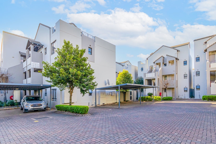 2 Bedroom Property for Sale in Sunninghill Gauteng