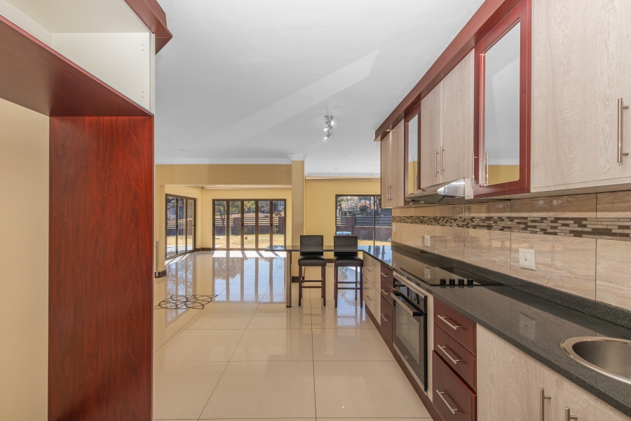 To Let 4 Bedroom Property for Rent in Copperleaf Estate Gauteng