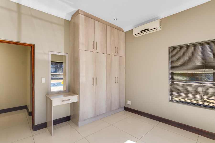 To Let 4 Bedroom Property for Rent in Copperleaf Estate Gauteng