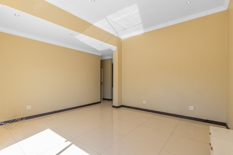 To Let 4 Bedroom Property for Rent in Copperleaf Estate Gauteng