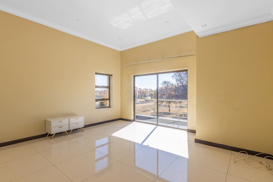 To Let 4 Bedroom Property for Rent in Copperleaf Estate Gauteng