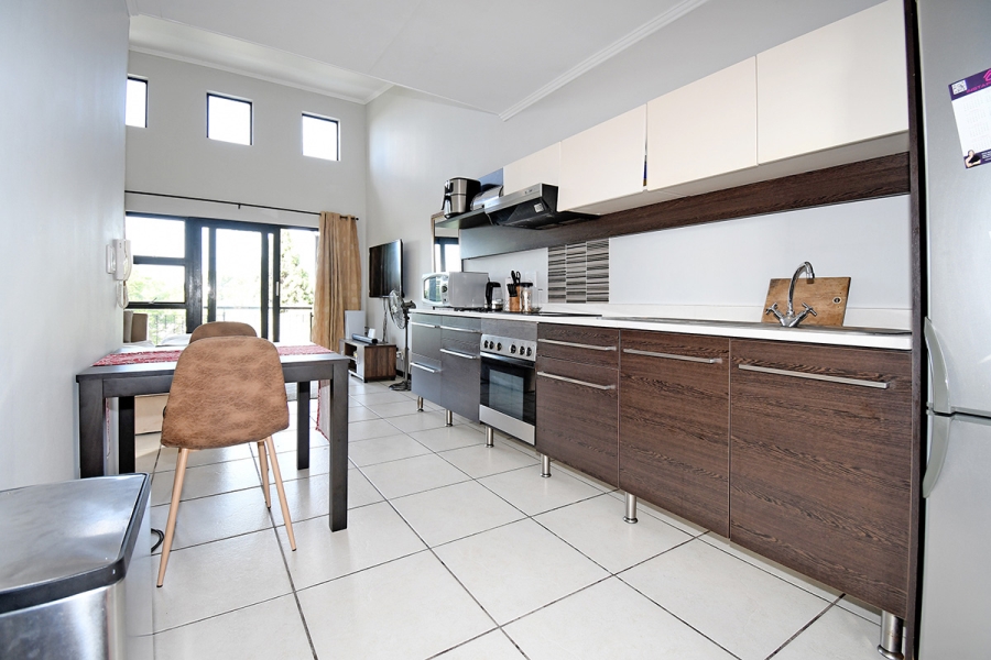 To Let 1 Bedroom Property for Rent in Douglasdale Gauteng