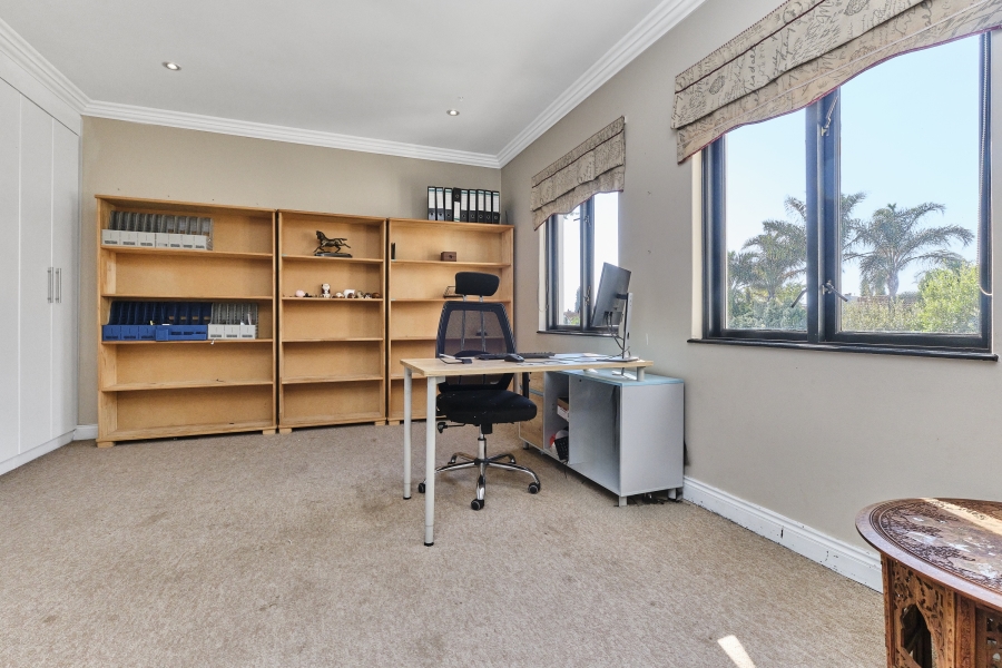 4 Bedroom Property for Sale in Broadacres Gauteng