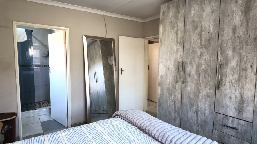 3 Bedroom Property for Sale in Delmore Park Gauteng