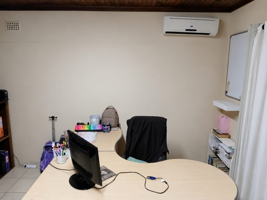 4 Bedroom Property for Sale in Vanderbijlpark CW 5 Gauteng