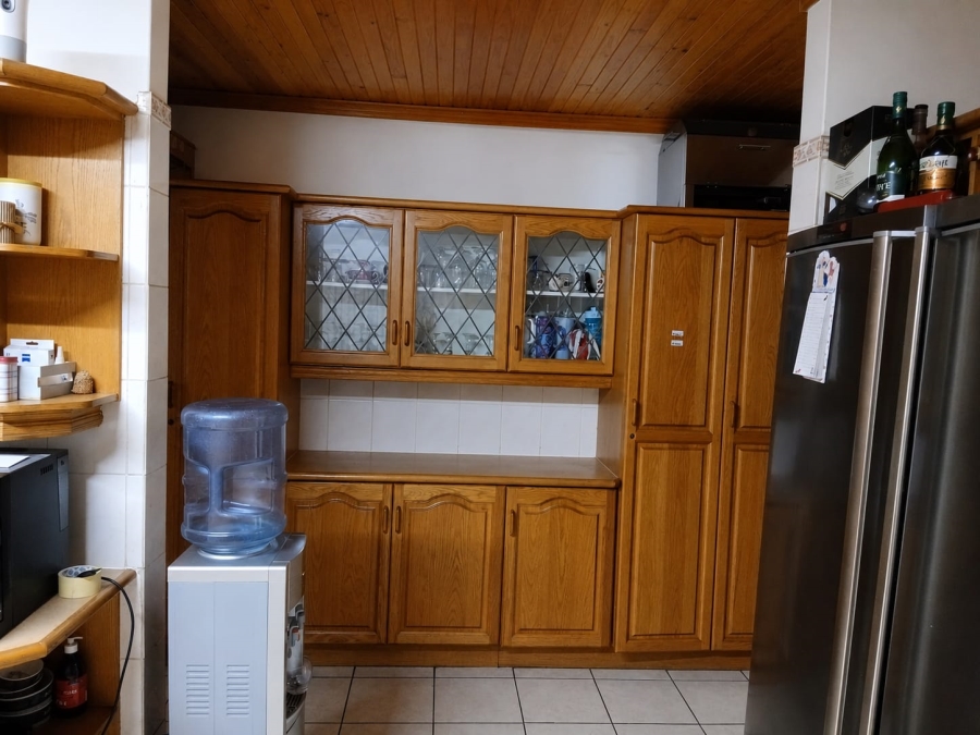 4 Bedroom Property for Sale in Vanderbijlpark CW 5 Gauteng