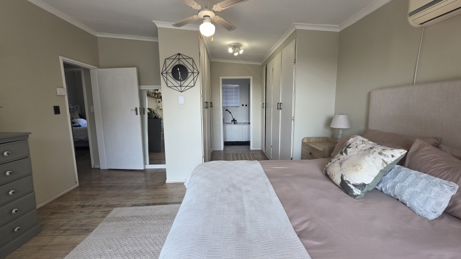 3 Bedroom Property for Sale in Garsfontein Gauteng