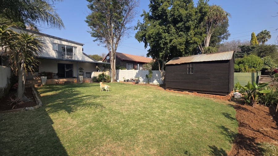 3 Bedroom Property for Sale in Garsfontein Gauteng