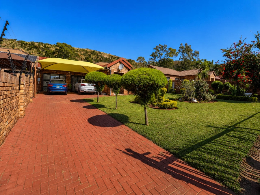 4 Bedroom Property for Sale in Amandasig Gauteng