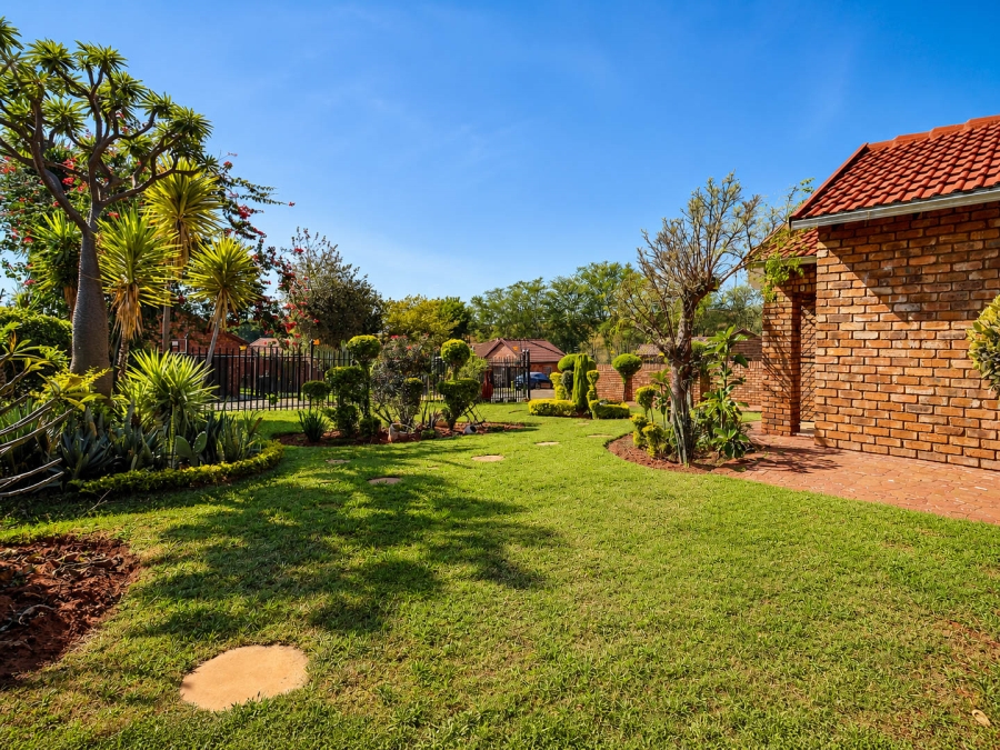 4 Bedroom Property for Sale in Amandasig Gauteng