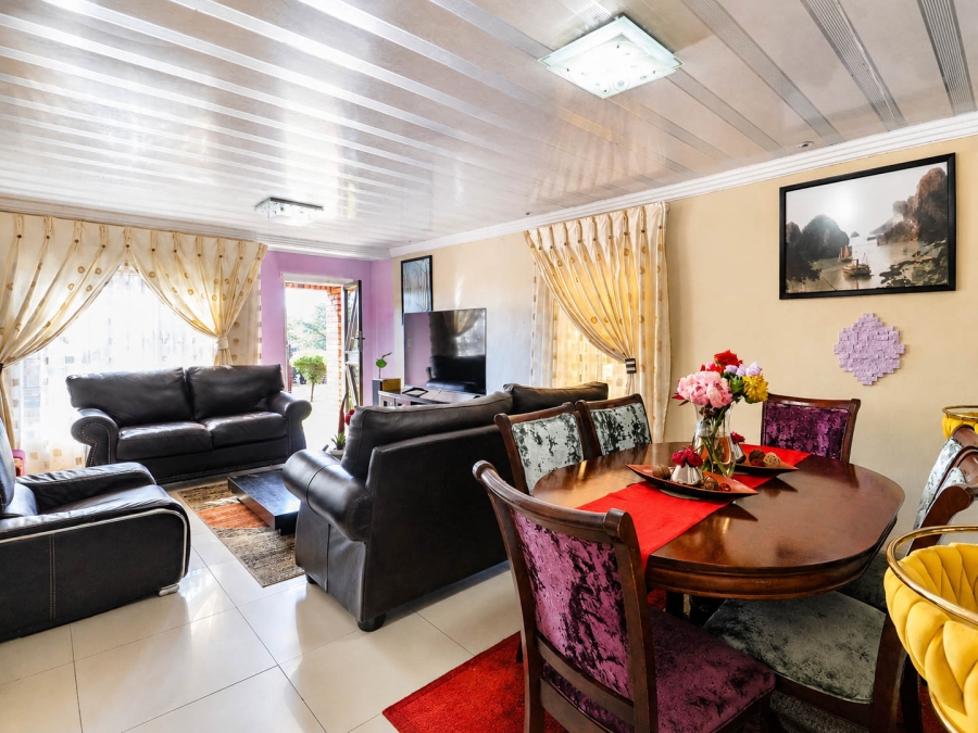 4 Bedroom Property for Sale in Amandasig Gauteng
