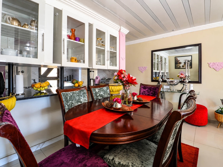 4 Bedroom Property for Sale in Amandasig Gauteng