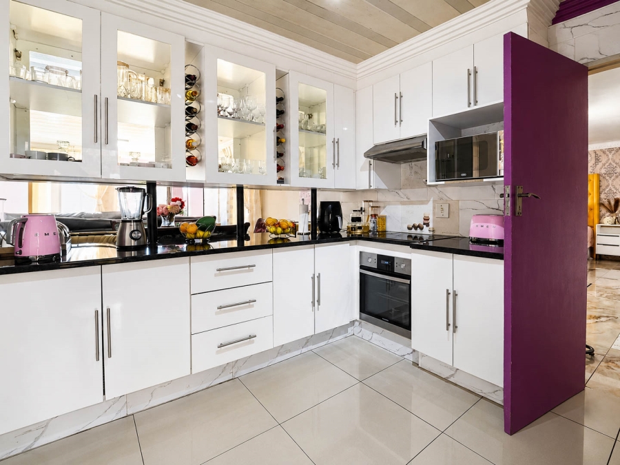 4 Bedroom Property for Sale in Amandasig Gauteng