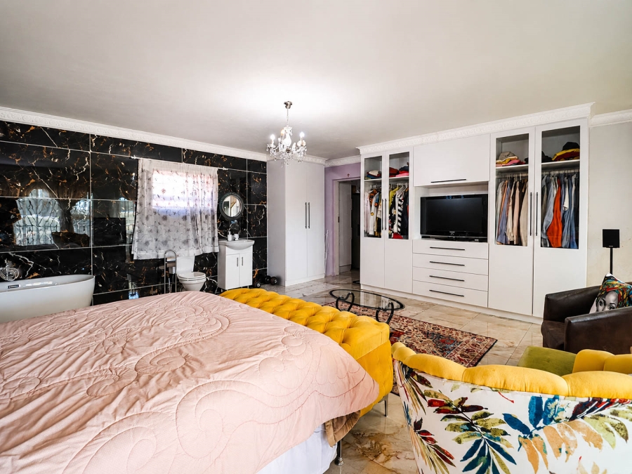 4 Bedroom Property for Sale in Amandasig Gauteng