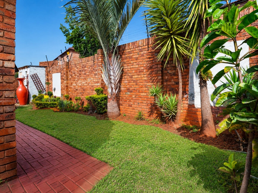 4 Bedroom Property for Sale in Amandasig Gauteng