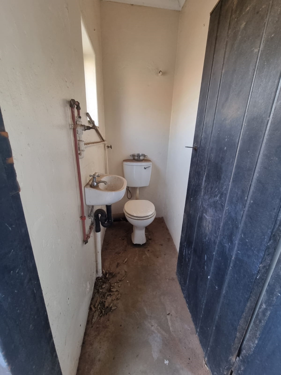 4 Bedroom Property for Sale in Florida Park Gauteng