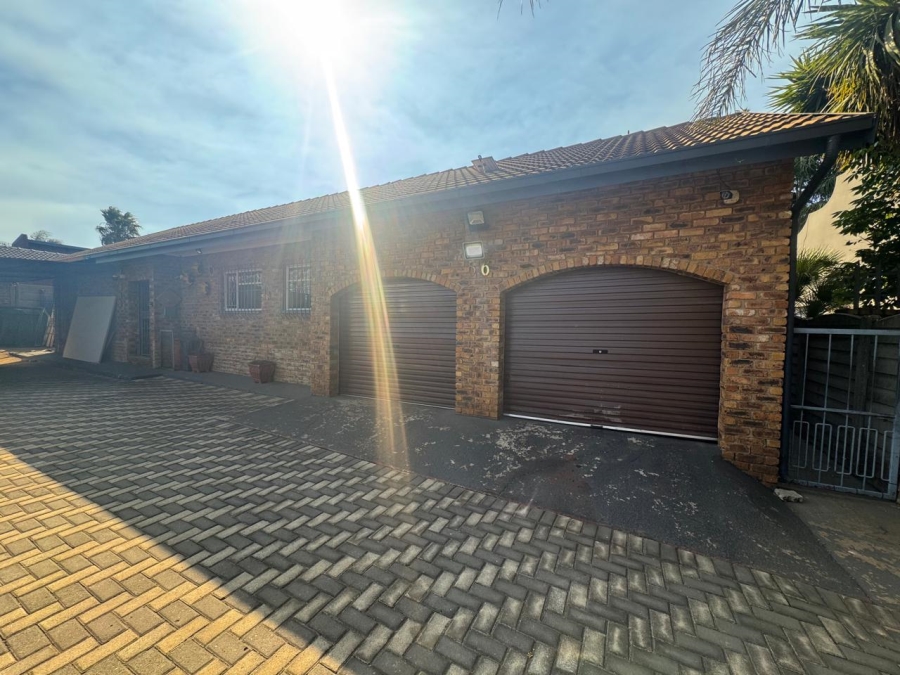 3 Bedroom Property for Sale in Sunair Park Gauteng