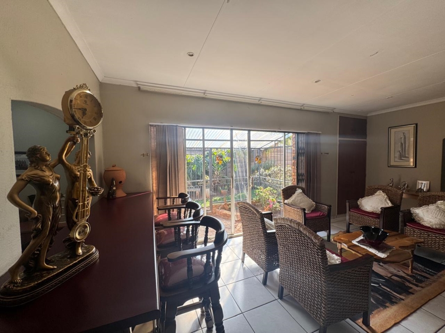 3 Bedroom Property for Sale in Sunair Park Gauteng