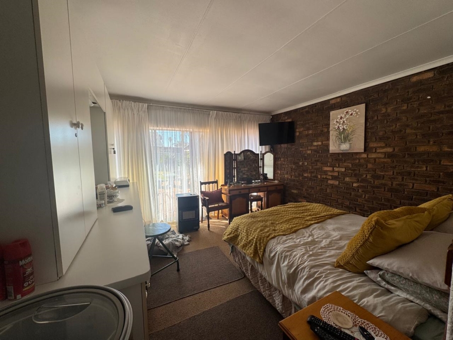 3 Bedroom Property for Sale in Sunair Park Gauteng