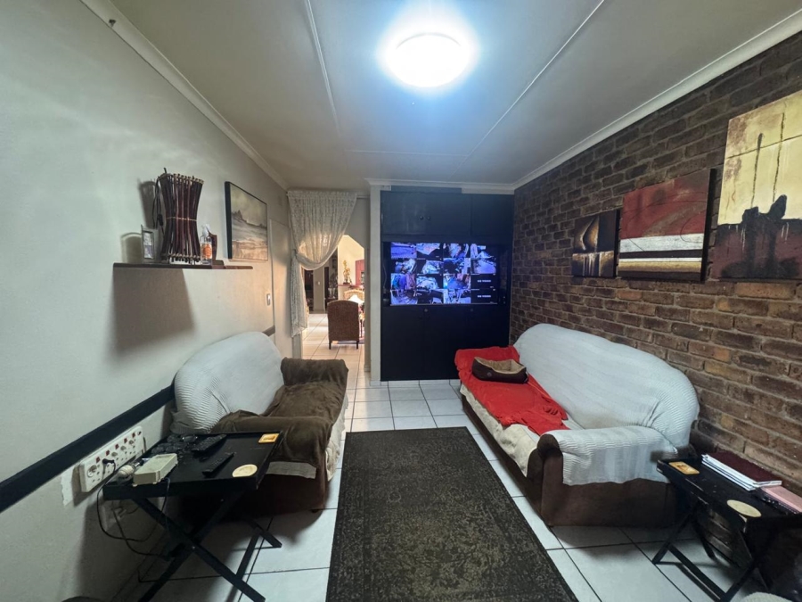 3 Bedroom Property for Sale in Sunair Park Gauteng
