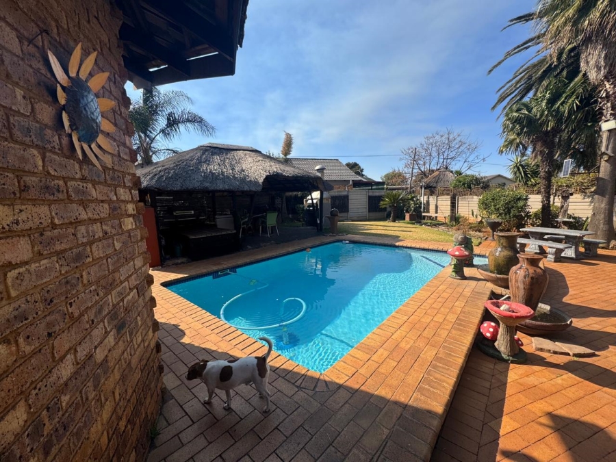 3 Bedroom Property for Sale in Sunair Park Gauteng
