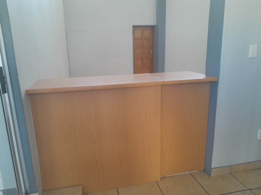 To Let Commercial Property for Rent in Parkhill Gardens Gauteng