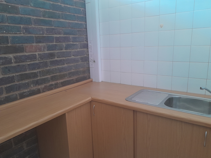 To Let Commercial Property for Rent in Parkhill Gardens Gauteng