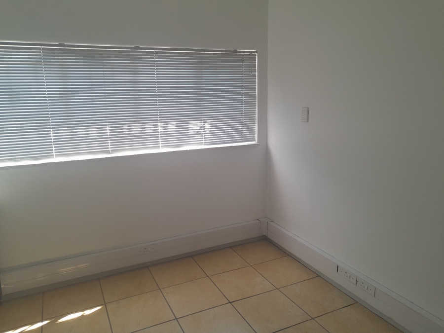 To Let Commercial Property for Rent in Parkhill Gardens Gauteng