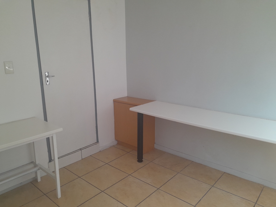 To Let Commercial Property for Rent in Parkhill Gardens Gauteng