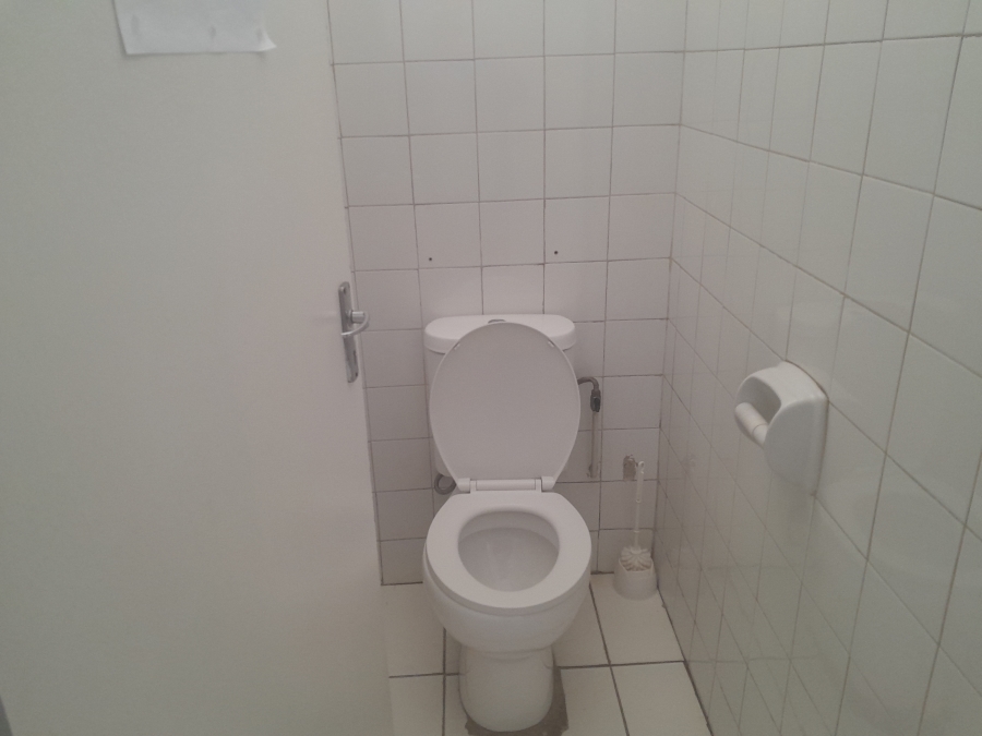 To Let Commercial Property for Rent in Parkhill Gardens Gauteng