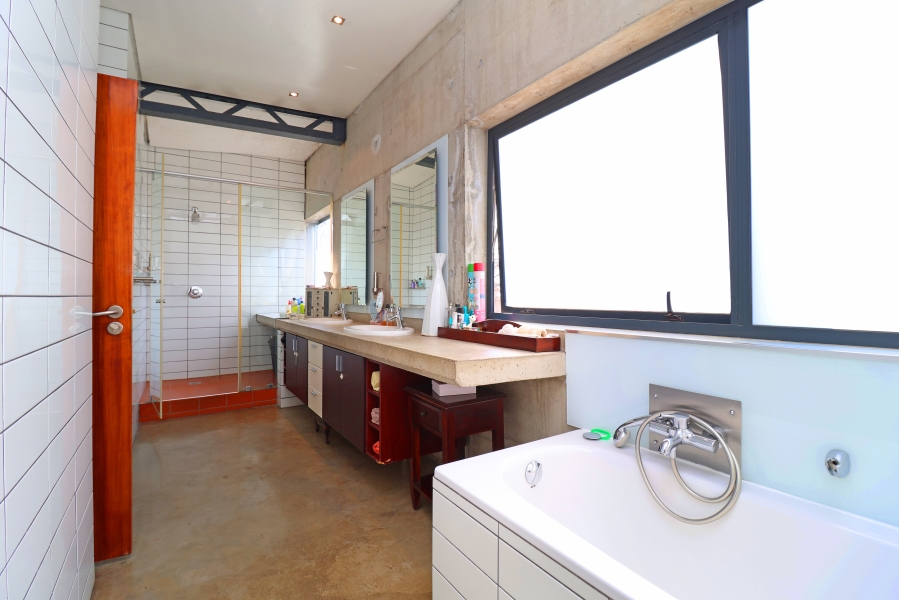 4 Bedroom Property for Sale in Norwood Gauteng
