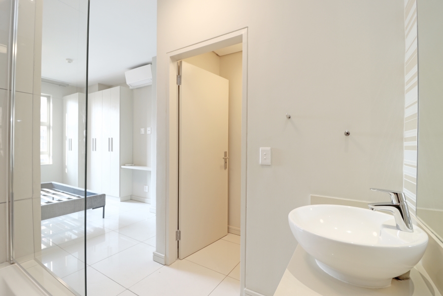 2 Bedroom Property for Sale in Rosebank Gauteng