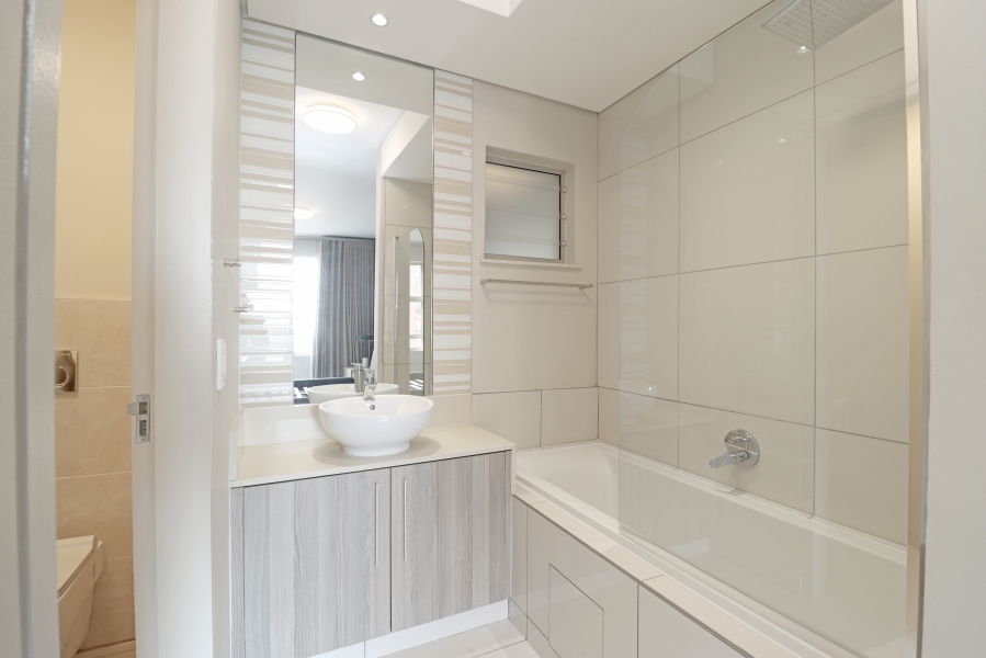 2 Bedroom Property for Sale in Rosebank Gauteng