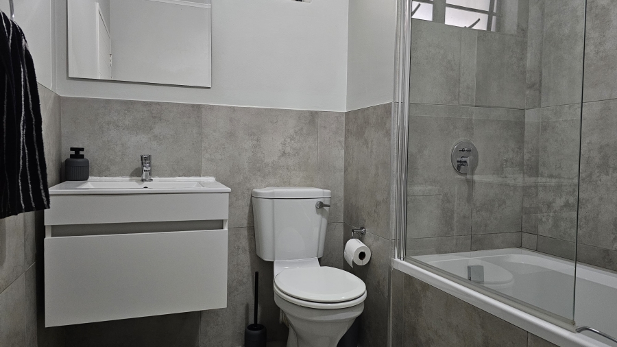 2 Bedroom Property for Sale in Parkhaven Gauteng