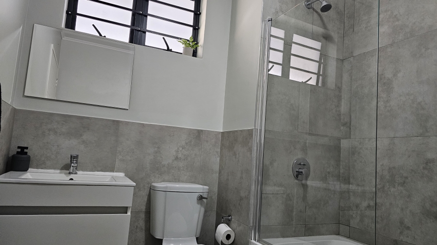 2 Bedroom Property for Sale in Parkhaven Gauteng