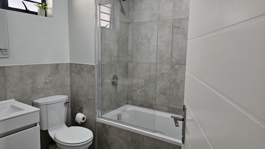 2 Bedroom Property for Sale in Parkhaven Gauteng