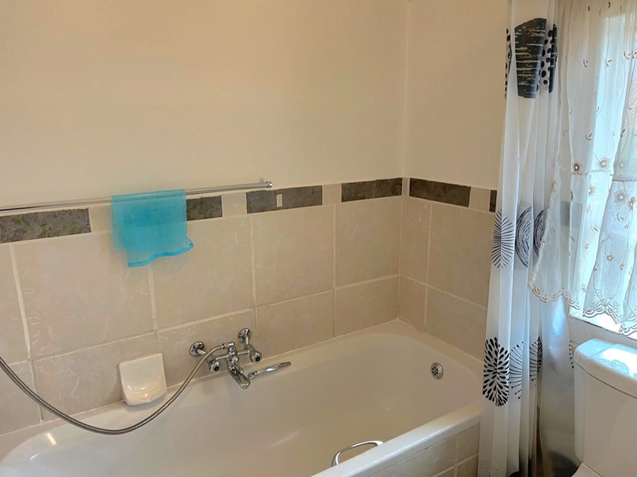 To Let 3 Bedroom Property for Rent in Illiondale Gauteng