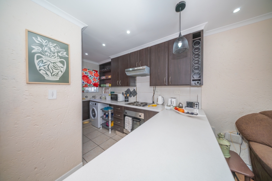 1 Bedroom Property for Sale in Eden Glen Gauteng