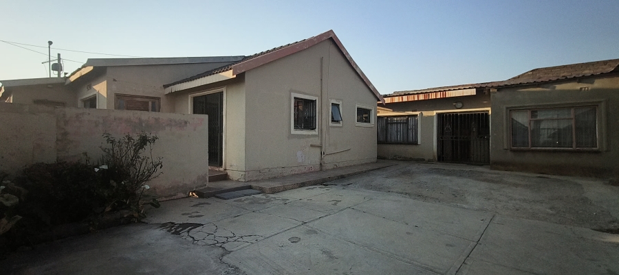 To Let 3 Bedroom Property for Rent in Dobsonville Gauteng