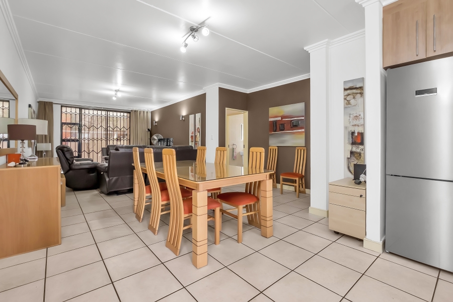 To Let 2 Bedroom Property for Rent in Morningside Gauteng
