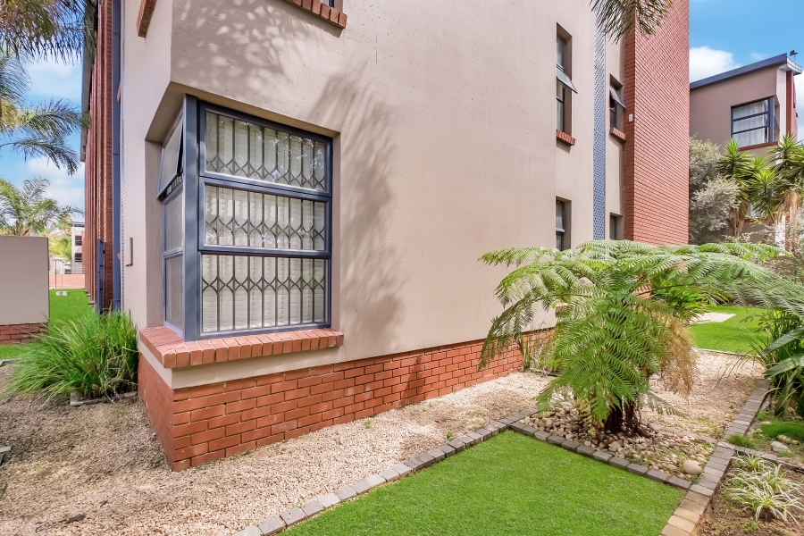 To Let 2 Bedroom Property for Rent in Morningside Gauteng