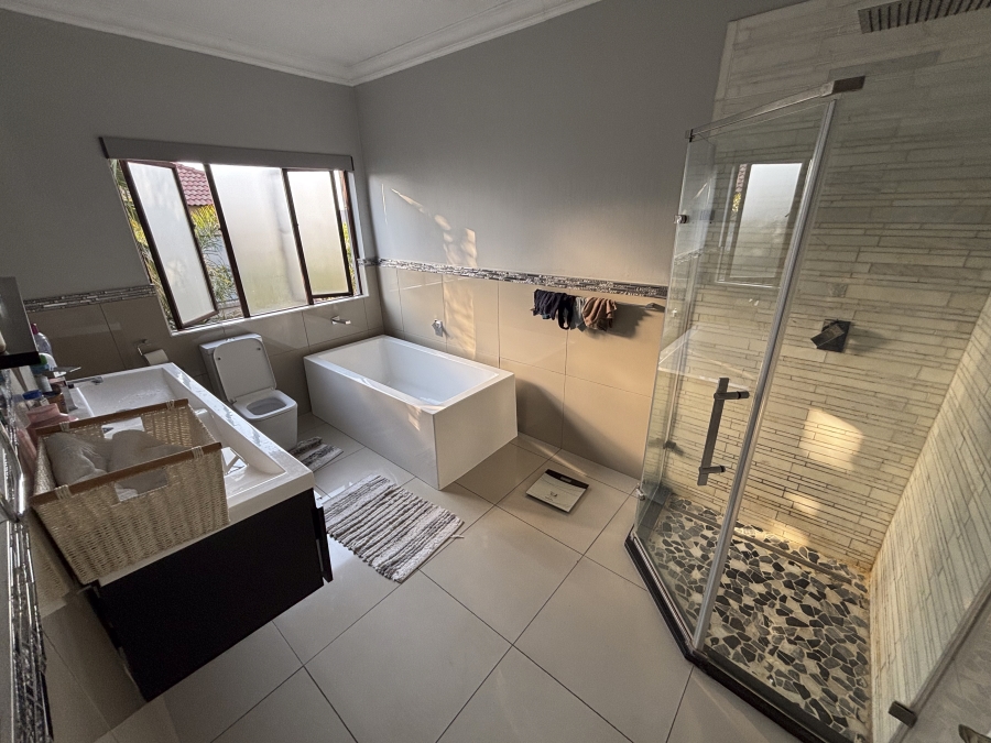 To Let 3 Bedroom Property for Rent in Sagewood Gauteng