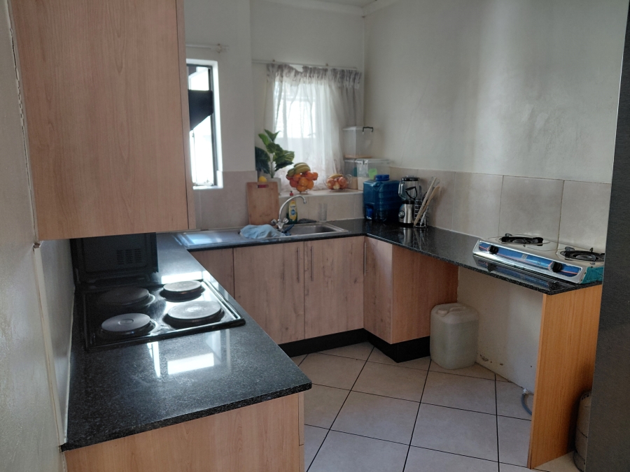 To Let 2 Bedroom Property for Rent in Ferndale Gauteng