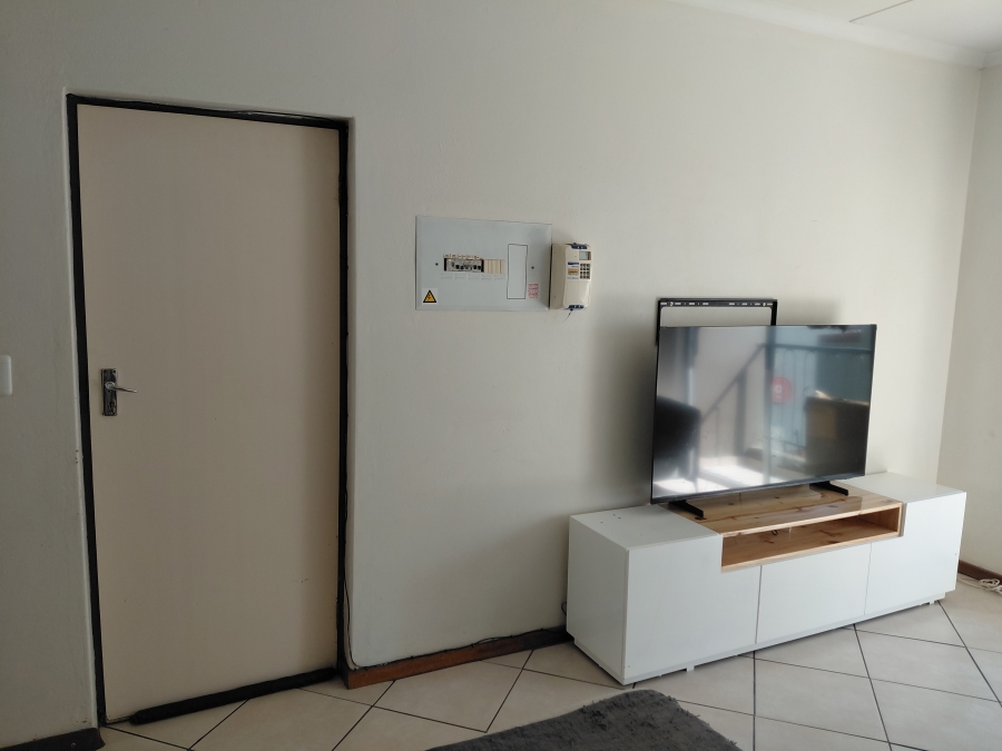 To Let 2 Bedroom Property for Rent in Ferndale Gauteng